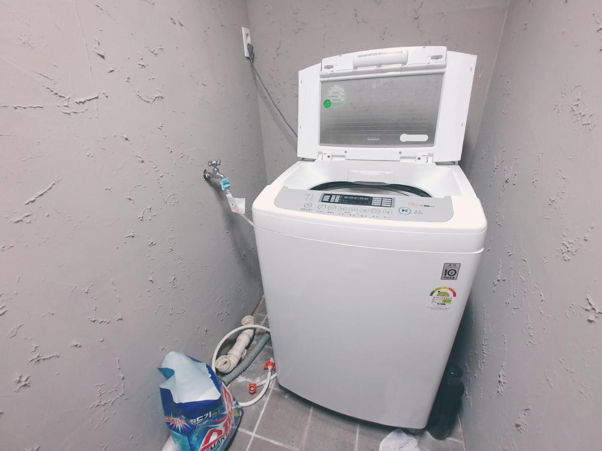 Baozen Guesthouse Jeju Eksteriør billede